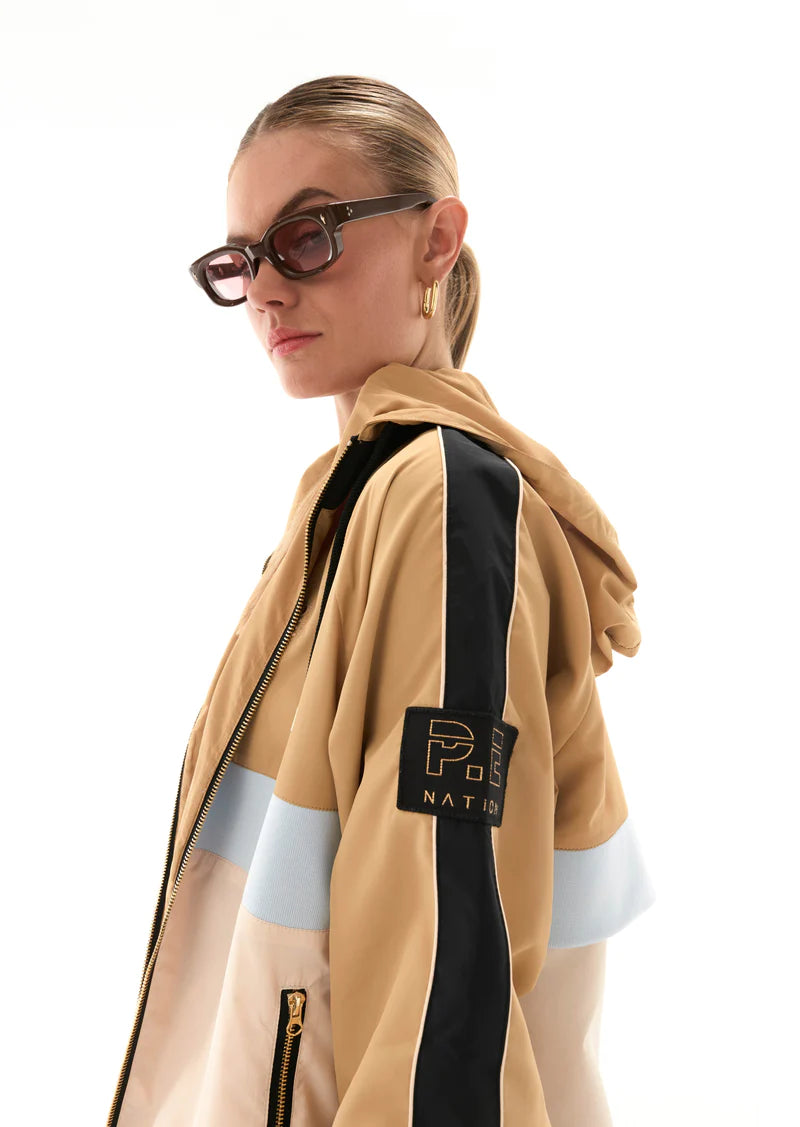 MAN DOWN JACKET IN SAND