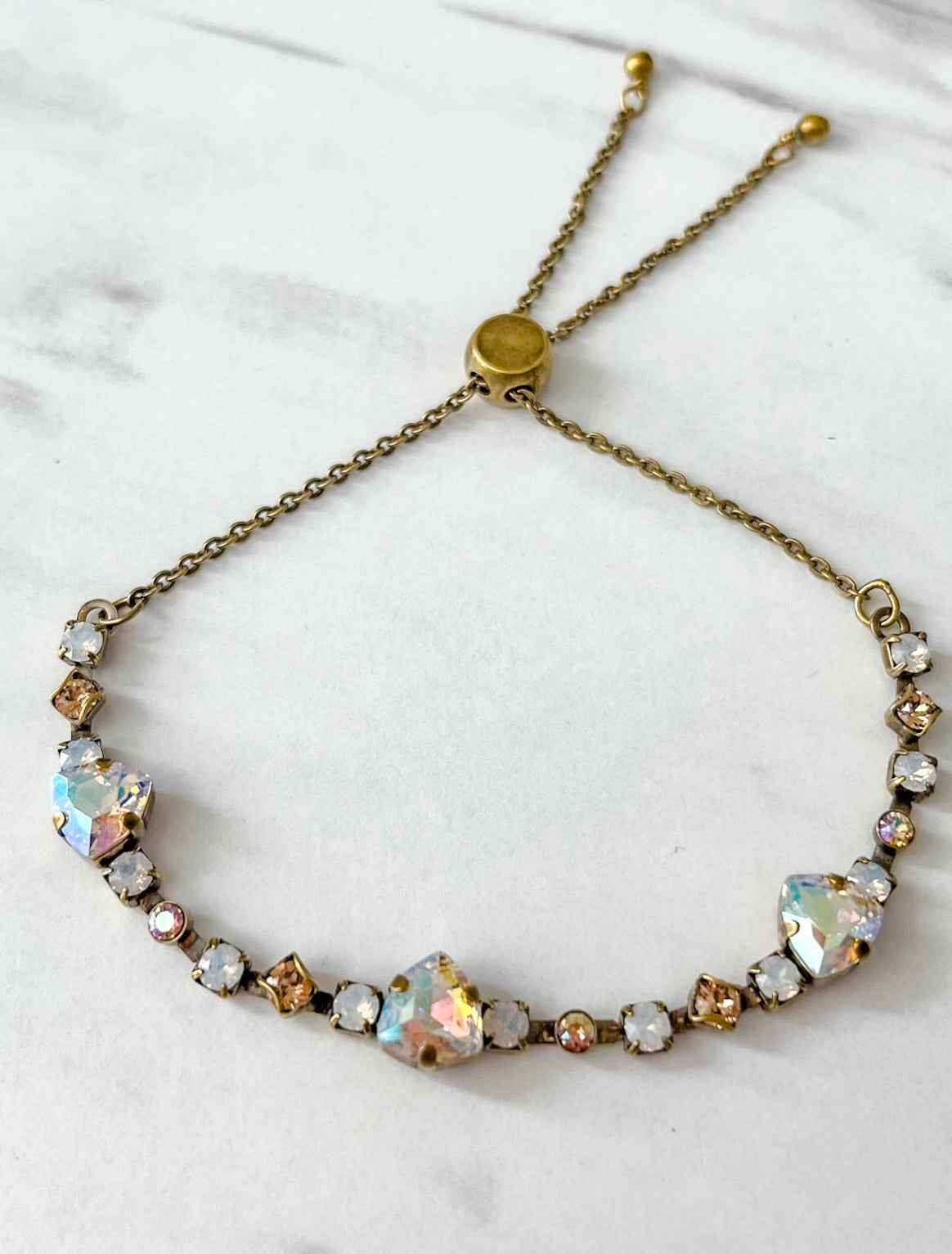 BEE3AGROB Antique Gold Bracelet Rocky Beach