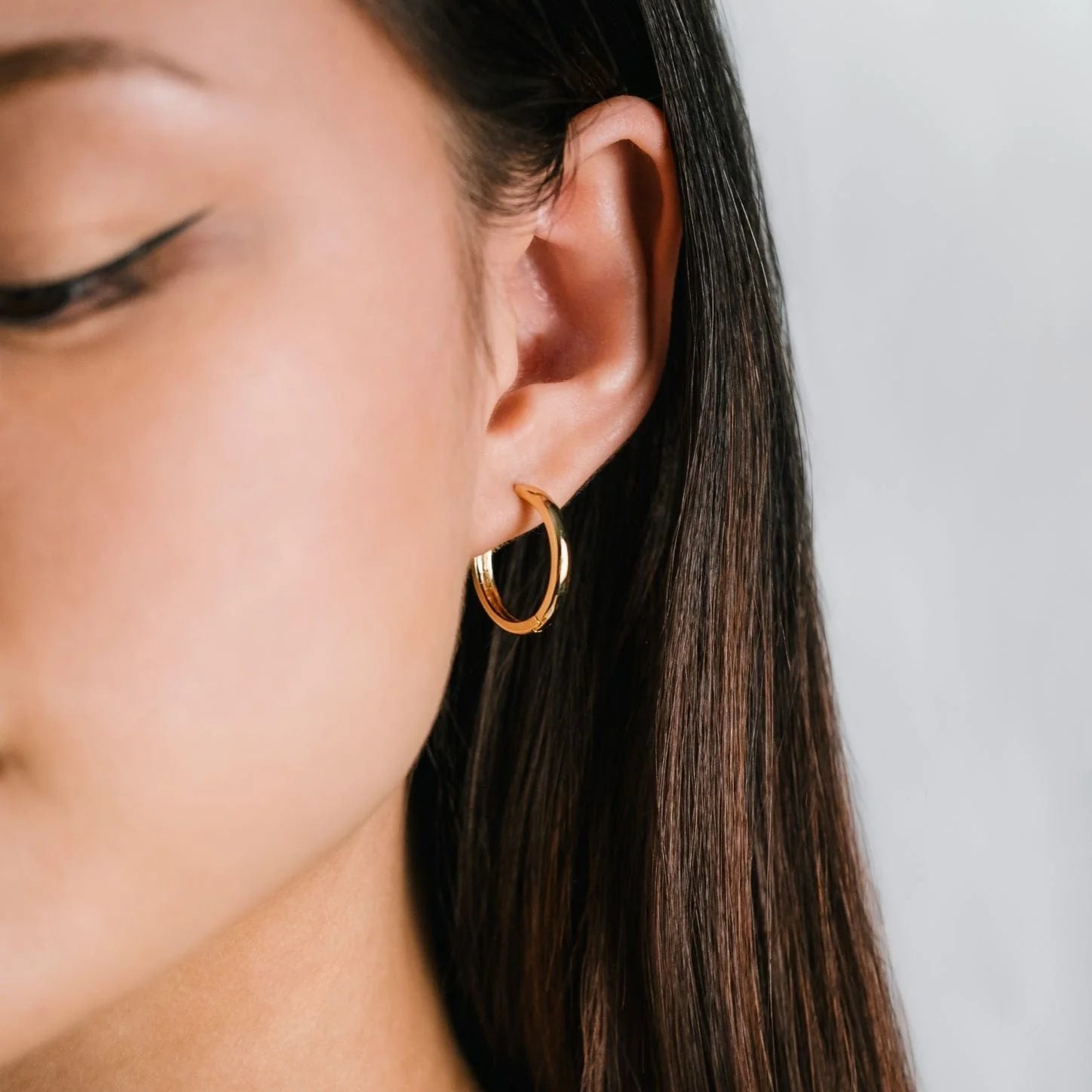 Bea 20mm Hoop Earrings Gold - Bella's House Tulsa