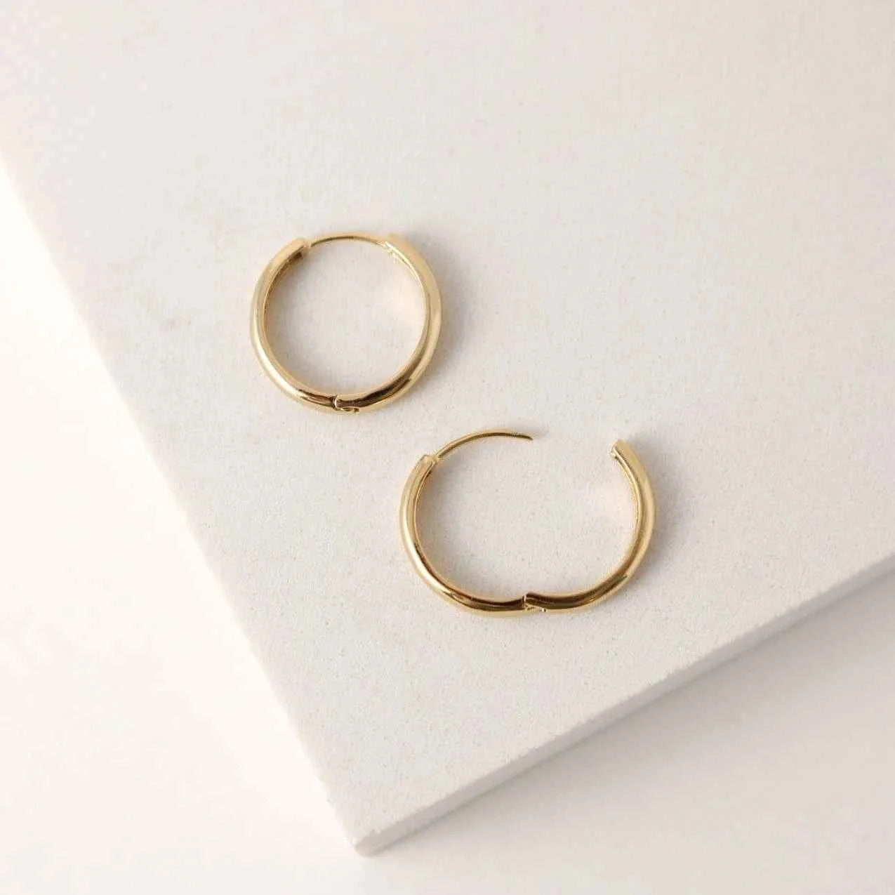 Bea 20mm Hoop Earrings Gold
