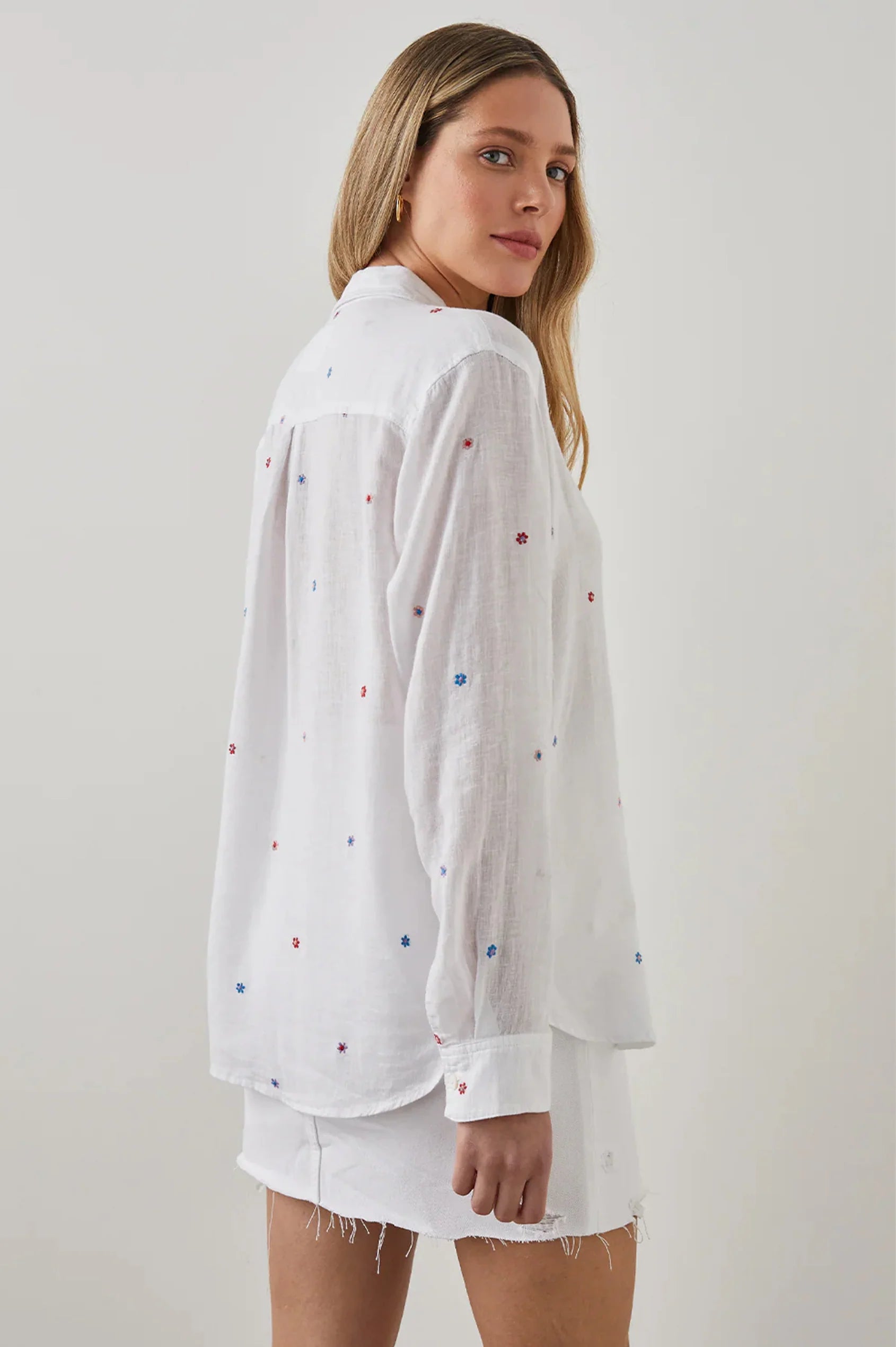 Charli Shirt Multi Daisy Embroidery Eco - Bella's House Tulsa