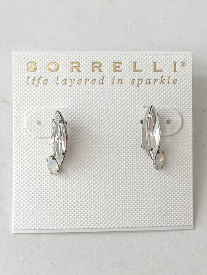 EEF84ASGLC Diamond Leaf Glacier Stud Earrings