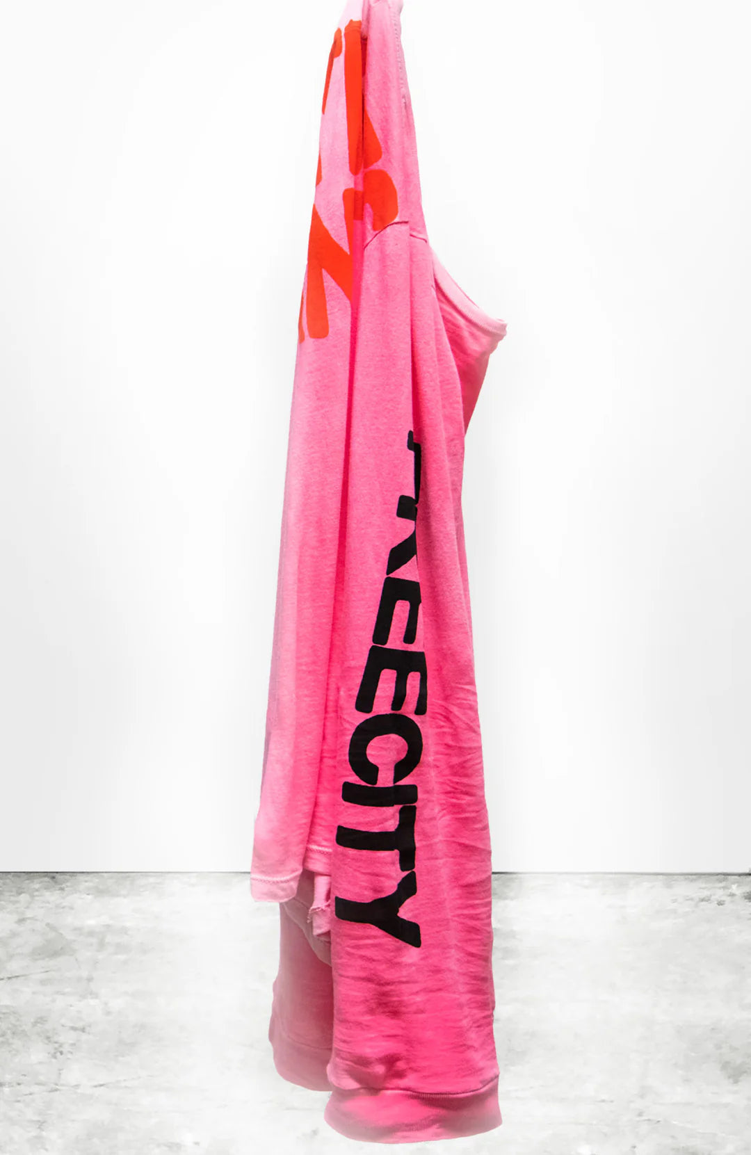 ARTISTSWANTED SUPERVINTAGE longsleeve t - pinkplant - Bella's House Tulsa