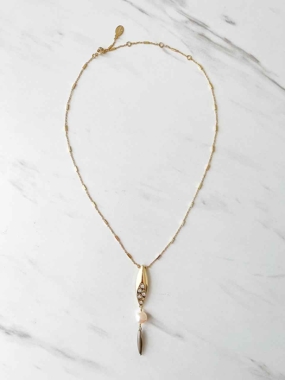 NEB21MXMDP Mix Metal Modern Pearl Pendant Necklace