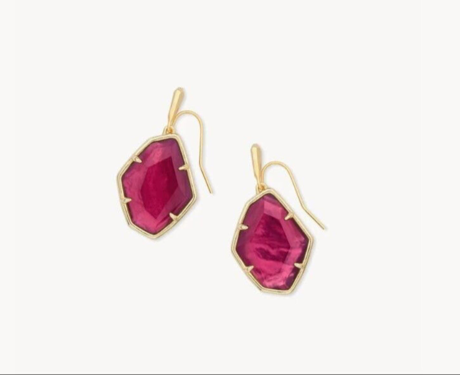 Kendra Scott Dax Gold Earrings in Berry Pink Illusion