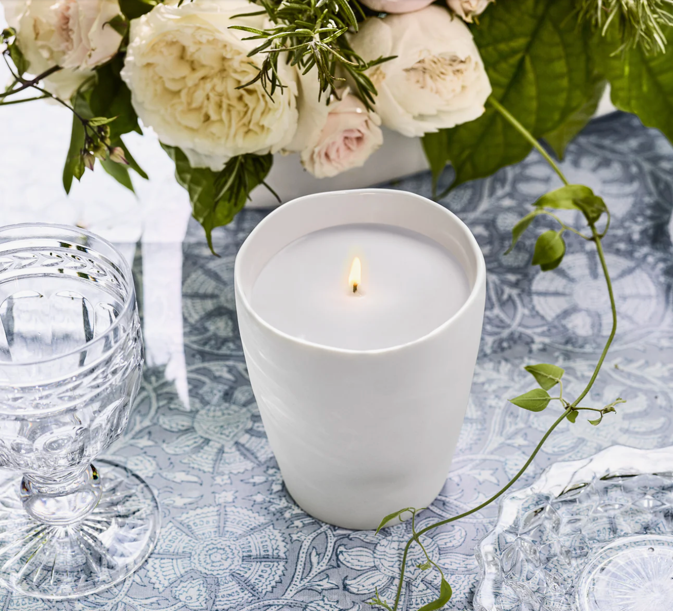 White Tea & Rosemary Alfresco Deluxe Candle