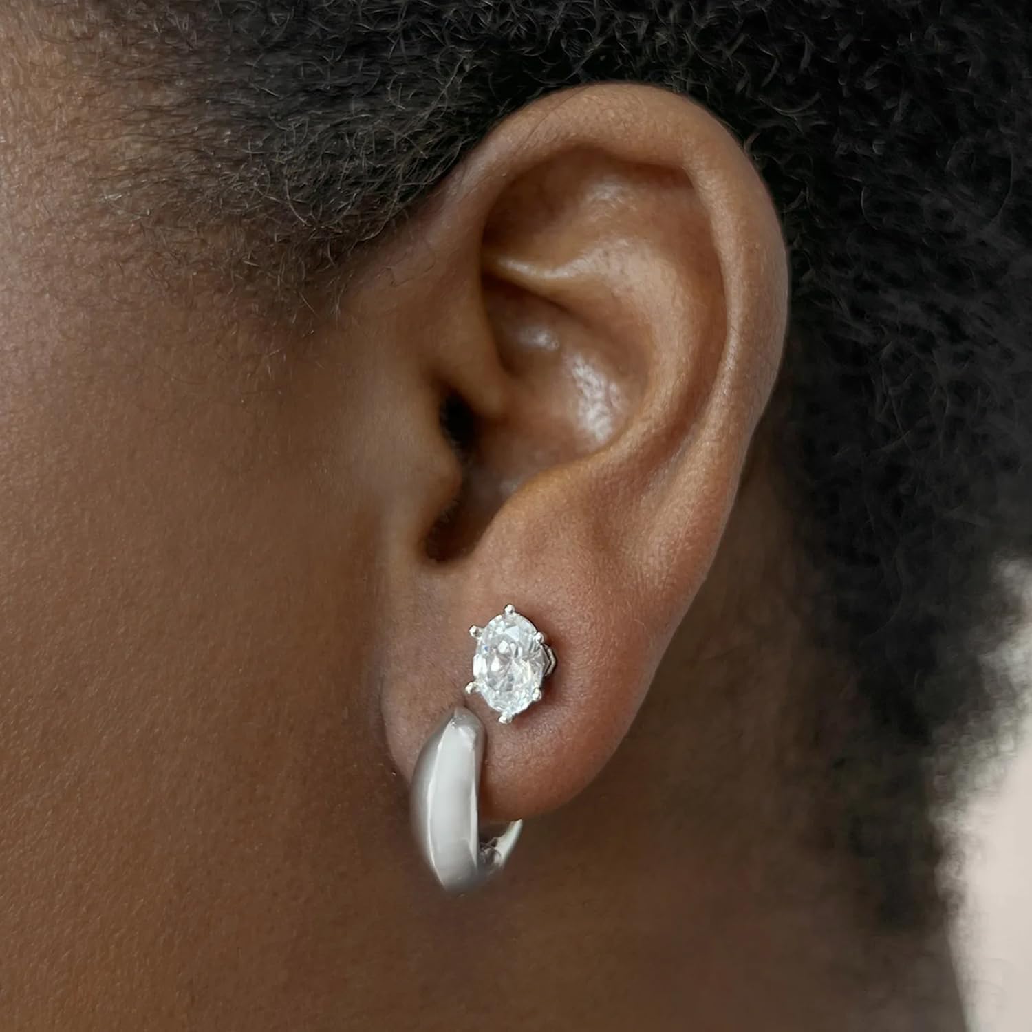 Mikki Small Hoop Earrings in Rhodium Metal