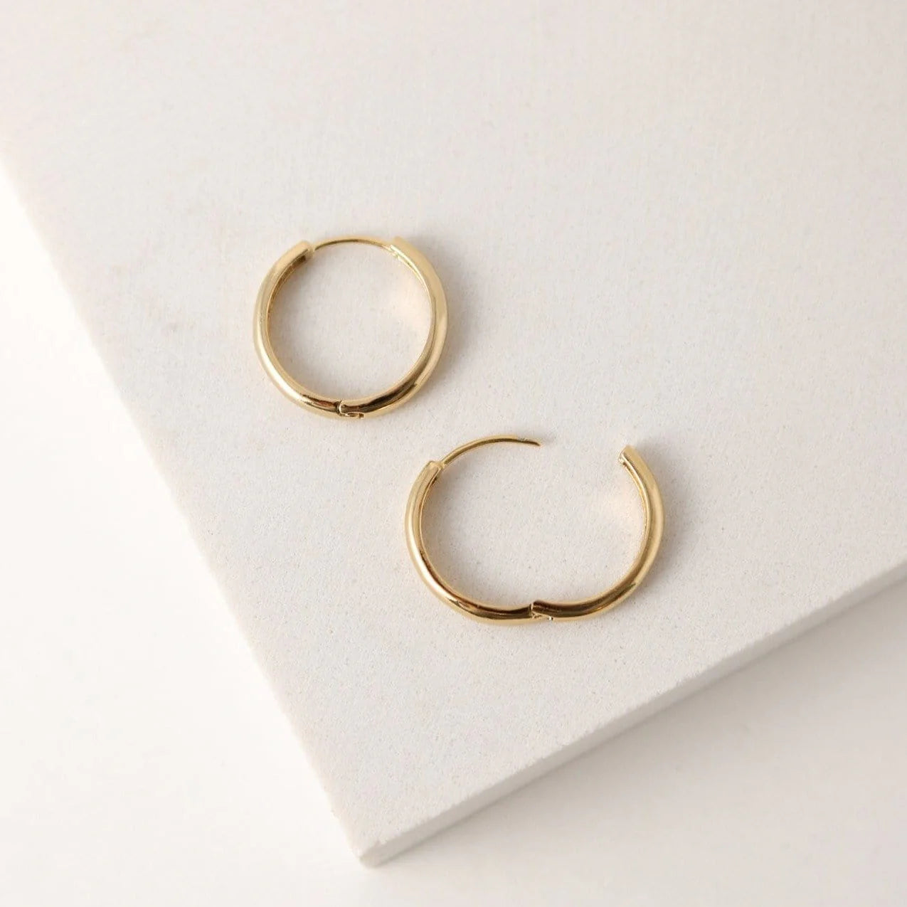 Bea 20mm Hoop Earrings Gold - Bella's House Tulsa