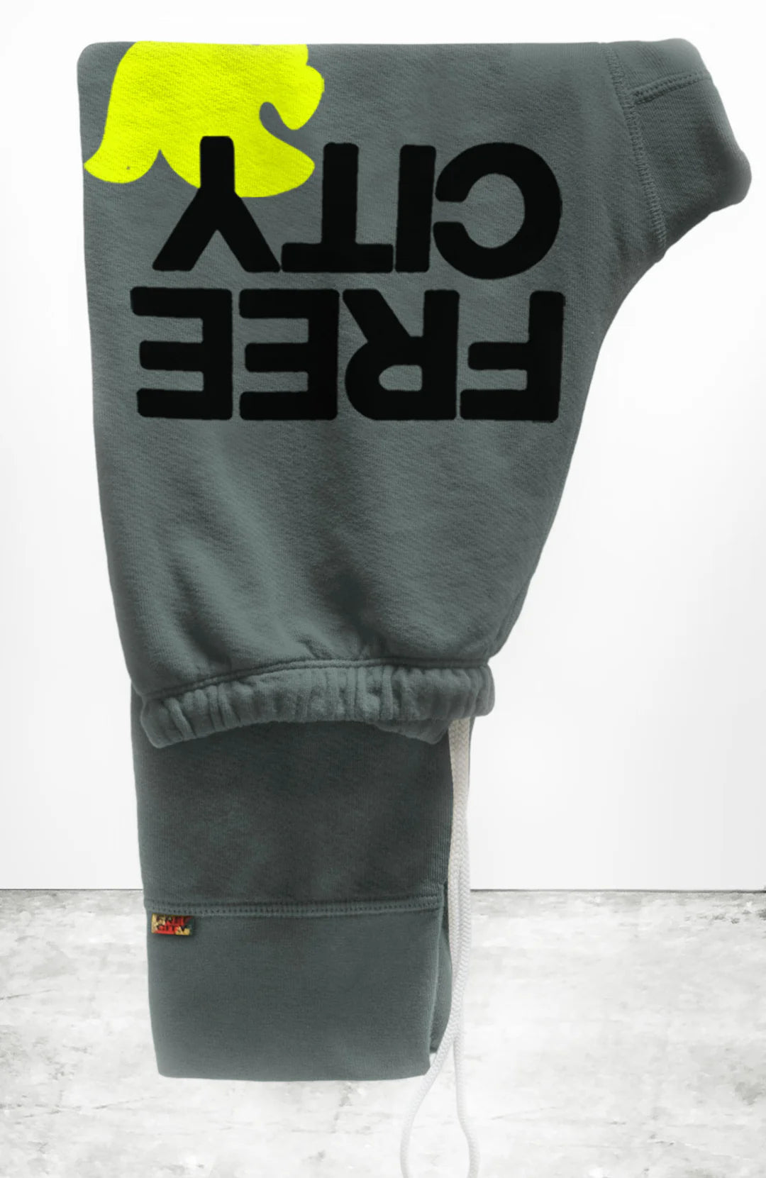 FREECITY 3/4 sweats - GREYART GLOW - Bella's House Tulsa