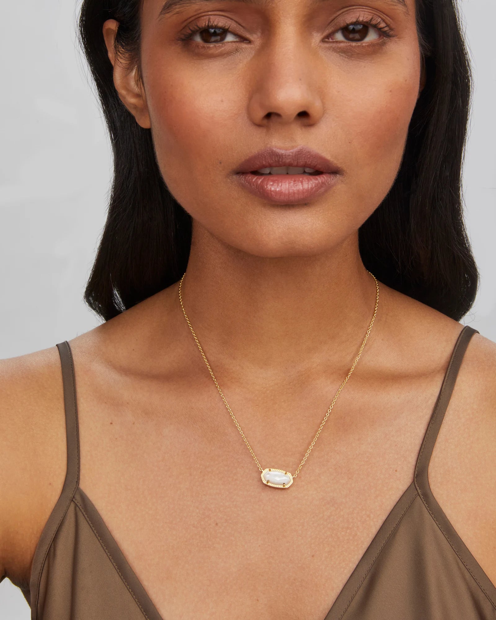 Elisa Gold Pendant Necklace Ivory Mother of Pearl