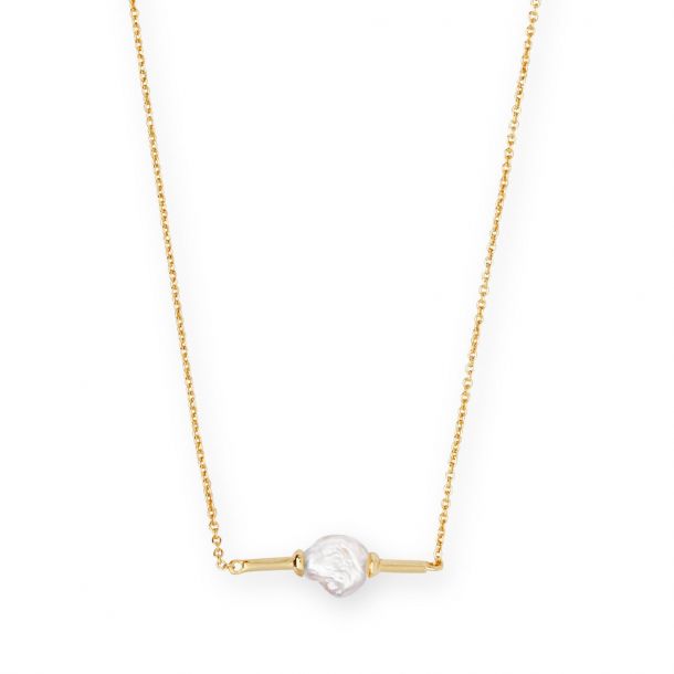 Emberly Gold Pendant Necklace in Pearl 